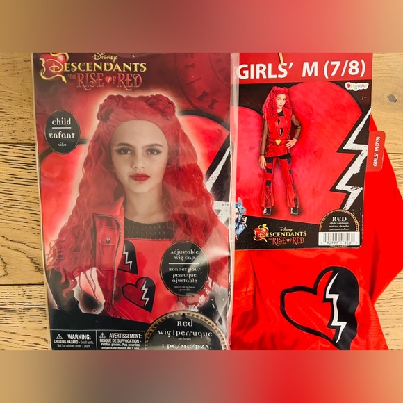 Disney Descendants 4: The Rise of Red Halloween Costume Size 7/8 and Wig